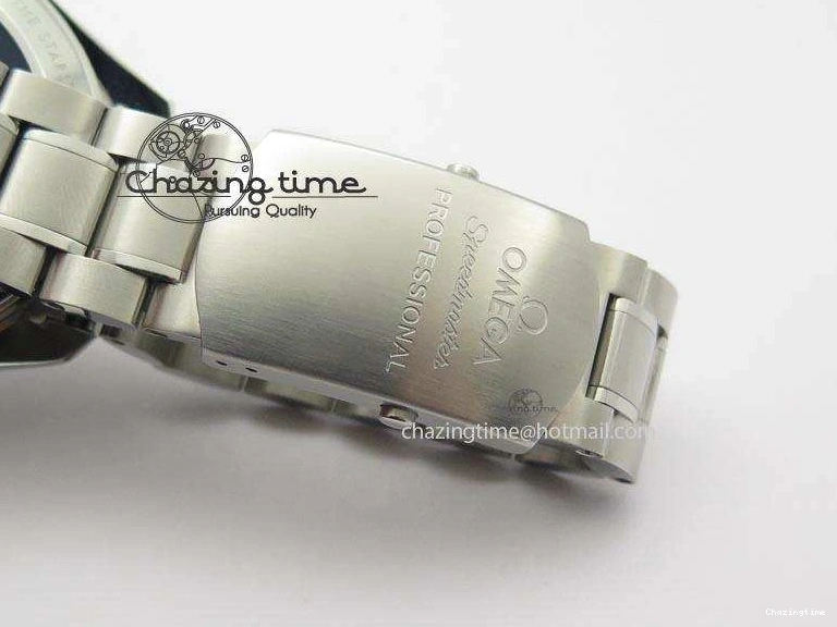 0429 Efficient Speedmaster JHF SS Snoopy Award 45th Anniversary White dial On SS Bracelet 8239